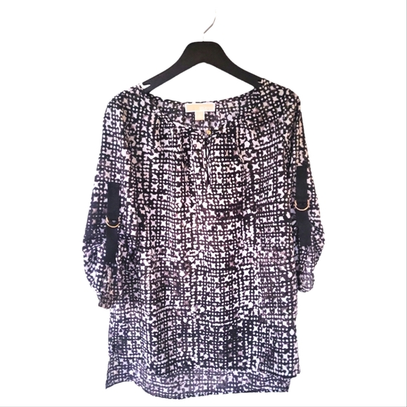 MICHAEL Michael Kors Black & White Geometric Roll Tab Sleeve Blouse M - Picture 1 of 6